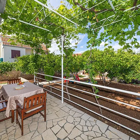 Beautiful In Okrug Gornji With Wifi Hotel *